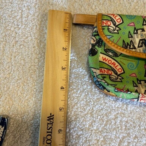 Dooney & Bourke Disney World Wristlet Handbag Green Colored - Picture 8 of 8